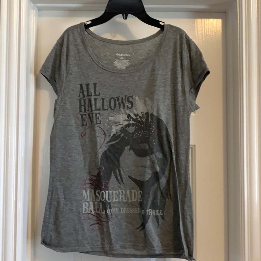 Xhilaration Gray Graphic Sleep Tee